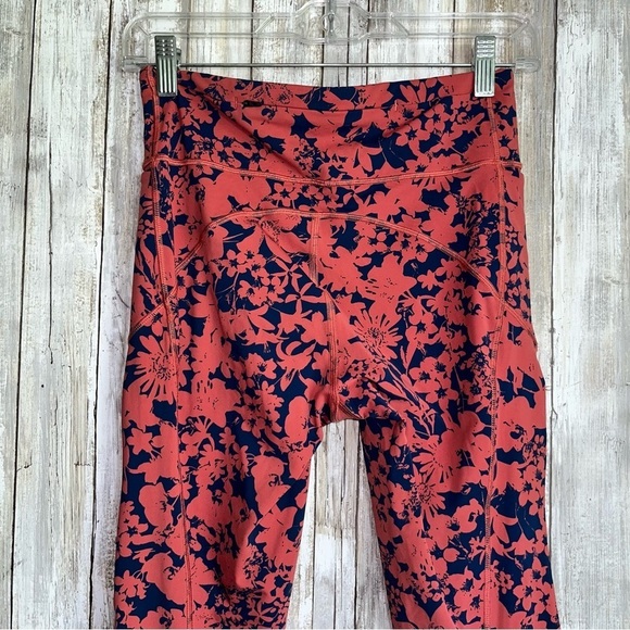 Lululemon High Rise Efflorescent Dark Canyon Onyx Blue Final Lap Crop - Picture 5 of 12